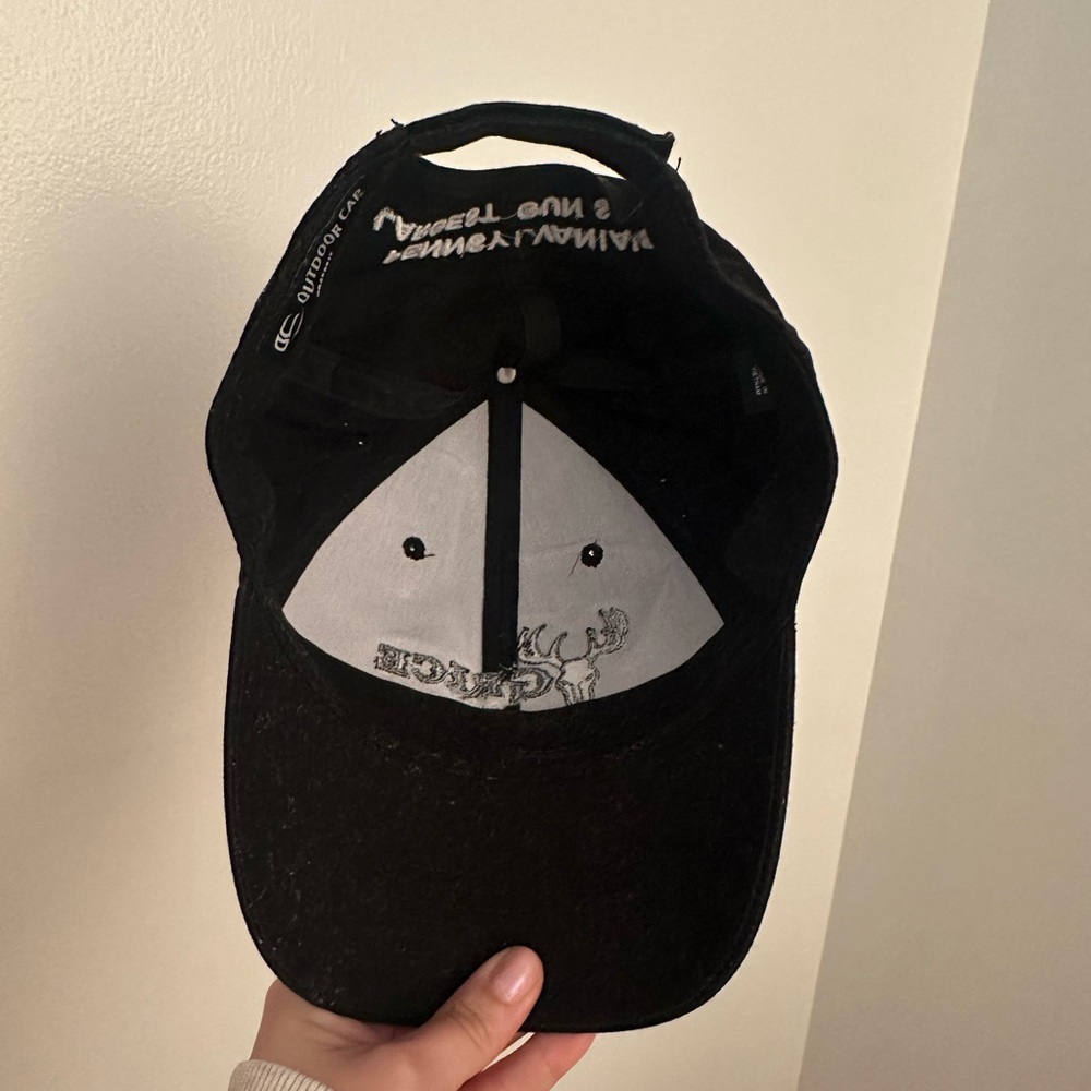 Black Baseball Cap - Picture 2 of 3